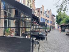 Comfort van terrassen in Den Bosch moet omhoog: ‘Ook in koudere maanden langer buiten zitten’
