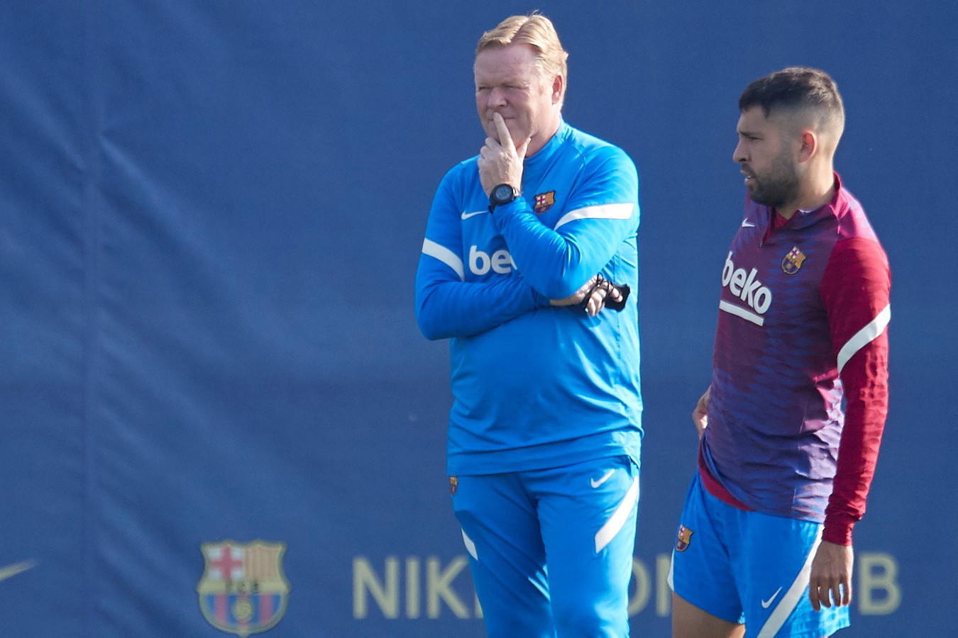 Ronald Koeman en Jordi Alba.