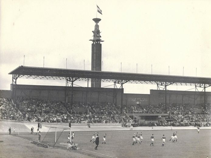 D.F.C. speelt de landelijke bekerfinale tegen Ajax op 27 juni 1943 .