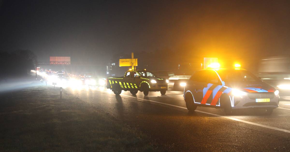 Ongeluk op A35 zorgt voor file bij Almelo.
