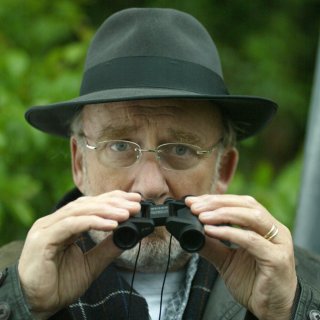 Oeuvreprijs voor Hans Croi­set: pleitbezorger van Von­dels werk en een van Neder­lands grootste toneelleiders