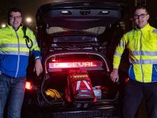‘Ramptoeristen’ uit Rijssen verlenen eerste hulp bij ongevallen: ‘Al meer dan honderd incidenten afgehandeld’