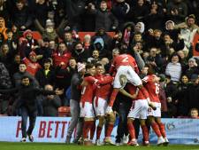 Nottingham Forest knikkert Arsenal opnieuw uit FA Cup, kleinzoon van Ian Wright maakt debuut