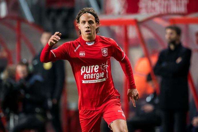 Giovanni Troupée debuteerde in het shirt van Twente.