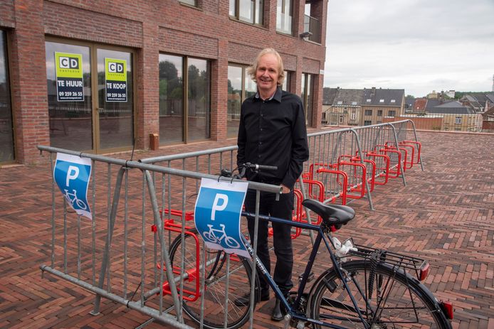 Wetteren investeert in 50 mobiele fietsstallingen voor kermis en evenementen.