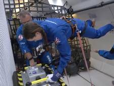 La nouvelle astronaute britannique s'entraîne à bord du célèbre “Vomit Comet”