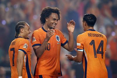 LIVE NETHERLANDS-BOSNIA. The Netherlands enter the dressing rooms with a deserved lead after goals by Zirkzee and Reijnders