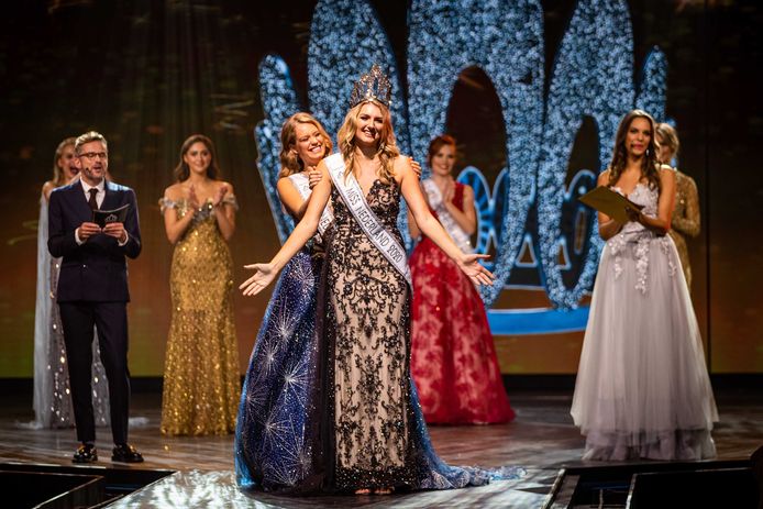 Denise Speelman wint de finale van de Miss Nederland verkiezing