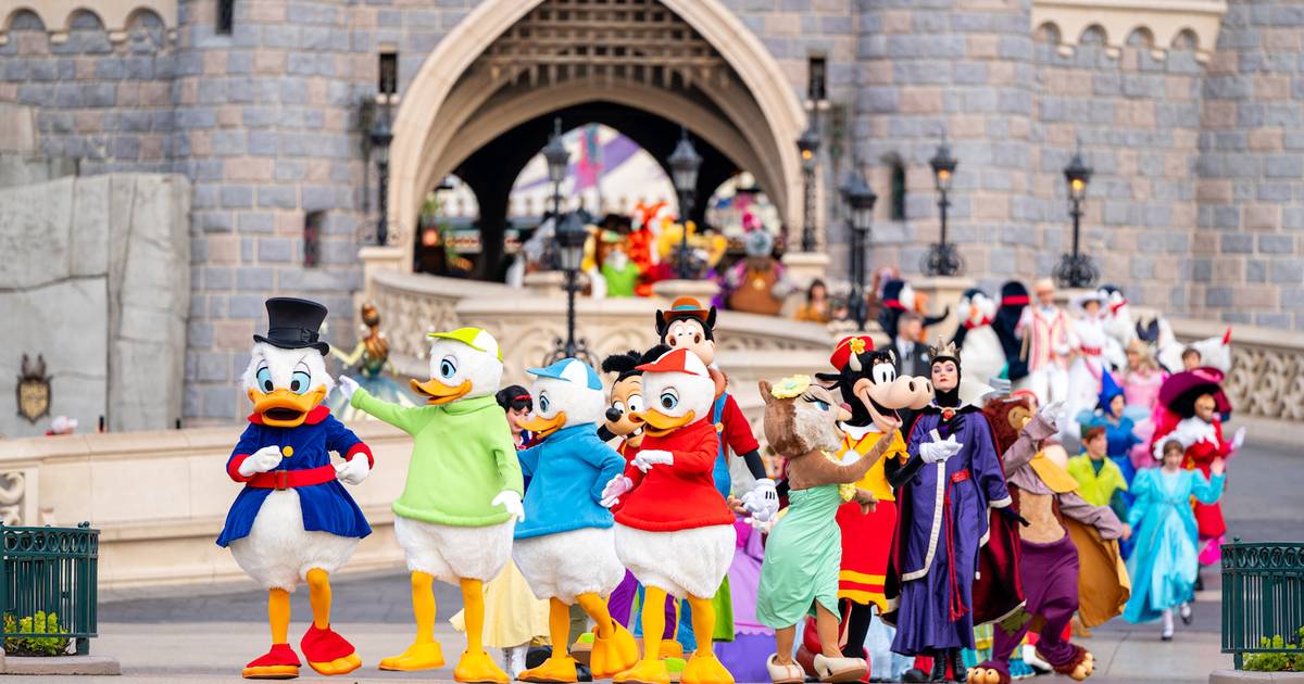 「プリンセスは1メートル62から1メートル70まででなければならない」：ディズニーランド・パリはオーディションを主催するが、厳格な規則がある | 芸能界