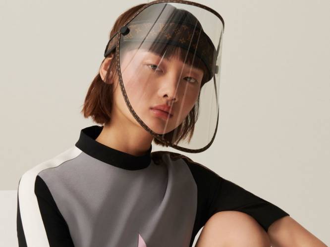 Louis Vuitton brengt gezichtsscherm op de markt dat je kan dragen als pet