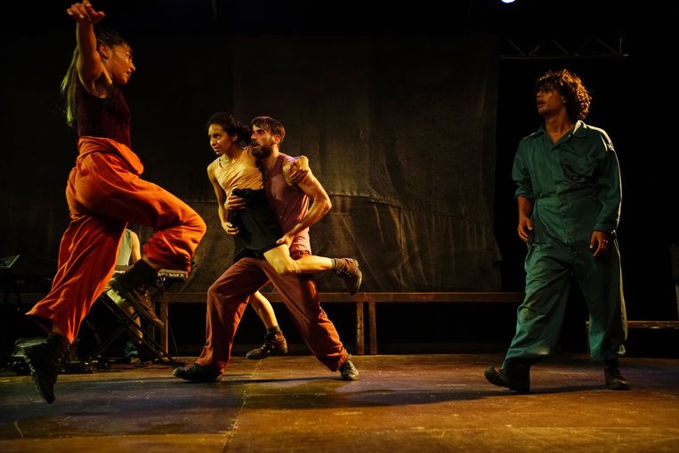 Shake Shake Shake door De Dansers Beeld Jane Stockdale