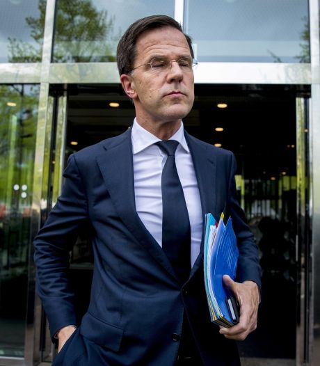 Premier Mark Rutte wacht zwaar debat over 'memogate'