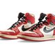 Hoe een schoenendeal de sportwereld veranderde, en de aftrap betekende voor de sneakercultuur