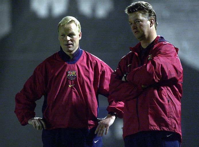 Ronald Koeman was assistent van Louis van Gaal bij Barcelona van 1998 tot januari 2000, toen hij hoofdtrainer werd bij Vitesse.