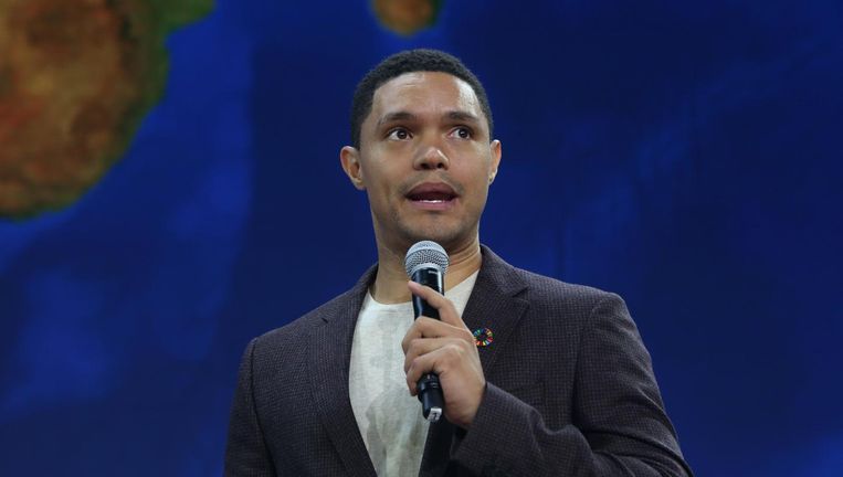 Genuanceerde Noah Staat In Het Midden Van Verdeelde Wereld - 