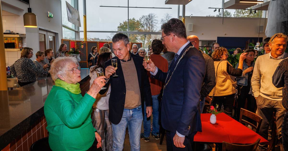 Na maanden van breken en weer opbouwen is Het Rietveld in Nagele omgetoverd tot huiselijk en gastvri