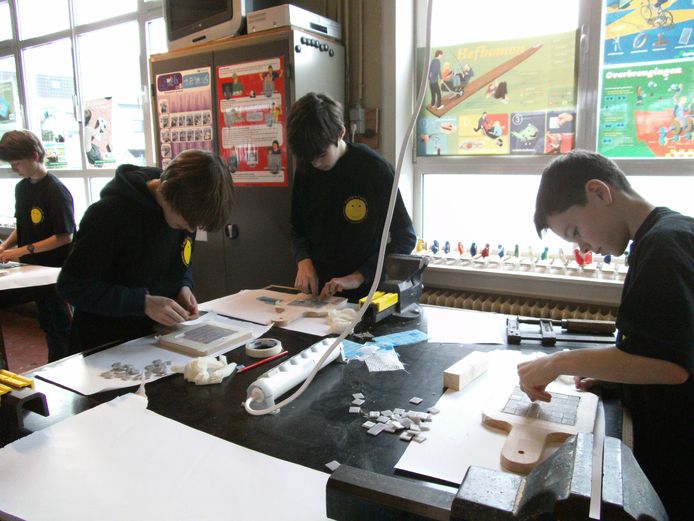 Tijdens de Techniekacademie kunnen jongeren proeven van techniek tijdens tal van workshops.