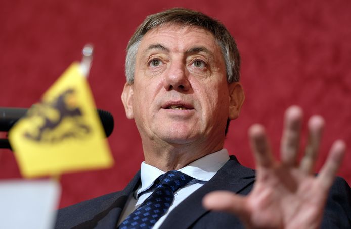 Vlaams minister-president Jan Jambon te Brussel. (28/01/2020)