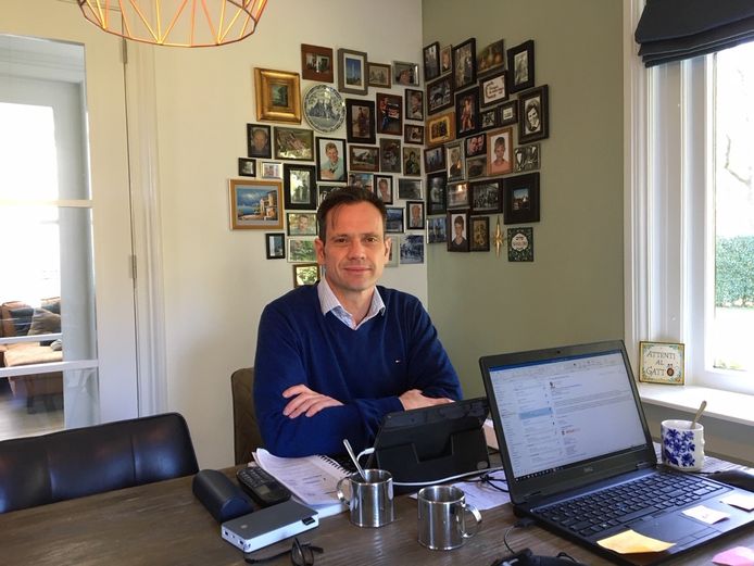 Burgemeester Sjoerd Potters van De Bilt ging een week in quarantaine.