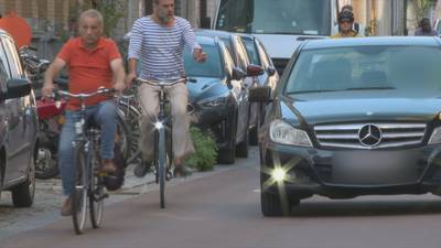 Steeds meer fietsstraten in Vlaanderen, maar volgens VIAS volgen we regels te weinig: kent u ze?