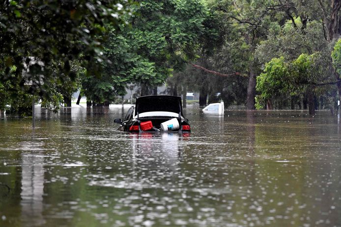 Het land wordt momenteel geteisterd door zware overstromingen.