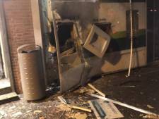 Enorme ravage na plofkraak op pinautomaat ABN Amro in Zundert: ‘Schrok wakker van twee harde klappen’