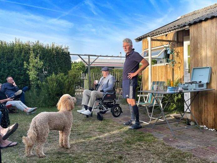 freek-willem-van-de-gamma-reclame-in-het-park-in-enschede-gratis-en