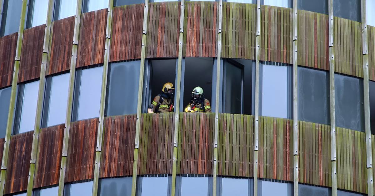 Flatbrand Apeldoorn: naastliggende woningen ontruimd