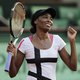 Venus Williams na driesetter in tweede ronde