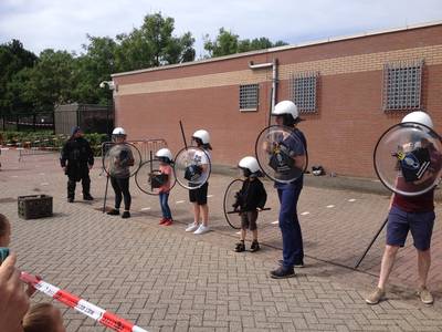 Drukte bij open dag marechaussee Zevenaar