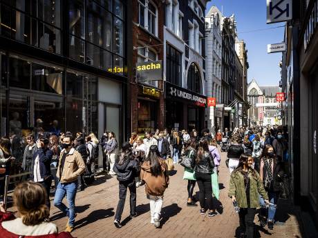 Winkelverkoop stijgt, ondernemers optimistischer dan ooit, maar personeel is niet te vinden