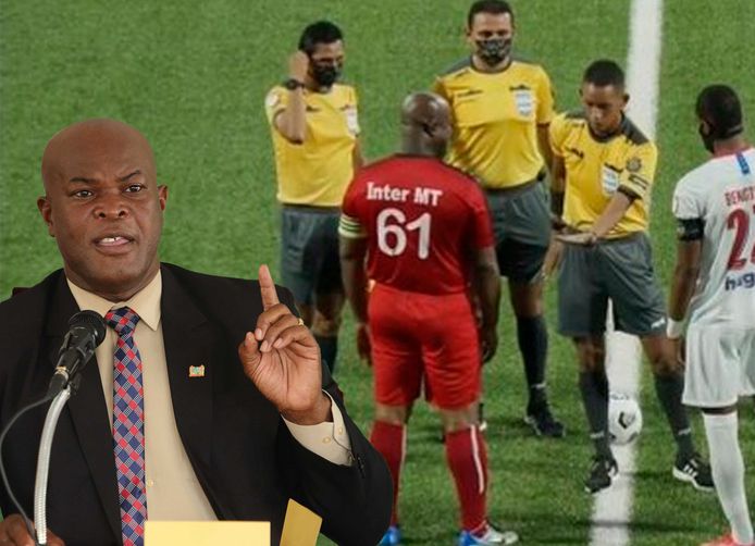 Ronnie Brunswijk (60) als vicepresident van Suriname én aanvoerder van Inter Moengotapoe.