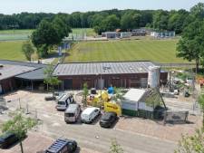 Sporters Balkbrug popelen om vernieuwd sportpark in gebruik te nemen: kleedkamervloeren bijna uitgehard