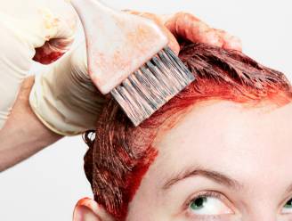 Jarenlang je haar verven, is dat wel gezond? Dermatologe legt uit hoe je schade kan vermijden