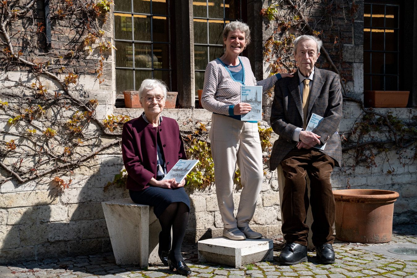 Oud-rector en professoren van UAntwerpen schrijven boek over kunst op ...
