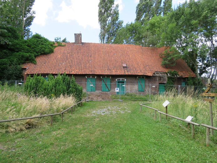 Het Elzenhof ging in het voorjaar tegen de vlakte.