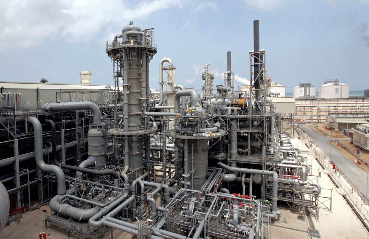 Een installatie voor gasproductie in Ras Laffan, Qatar.  Beeld AP