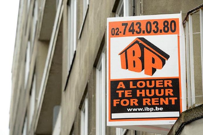 Voor het eerst in vier jaar zijn de huurprijzen van appartementen in Vlaanderen lichtjes aan het dalen.