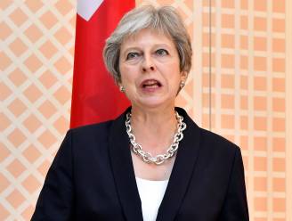 "Theresa May roept in september regeringstop bijeen om 'no deal'-brexit voor te bereiden"