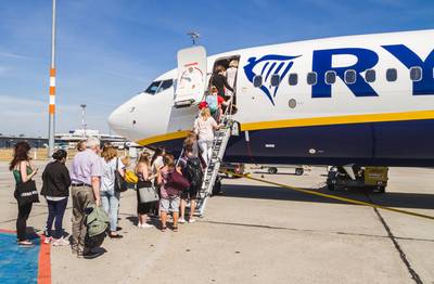 Cabinepersoneel van Ryanair dreigt met zomerstaking door heel Europa