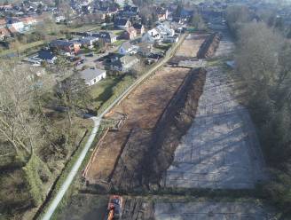 Archeologen ontdekken sporen van Romeinse graven en woonhuizen in toekomstig park van Nieuwkerken