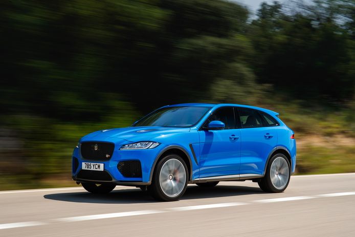 Power Suv Met Manieren Rijden Met De 550 Pk Sterke Jaguar F Pace Svr Auto Ad Nl