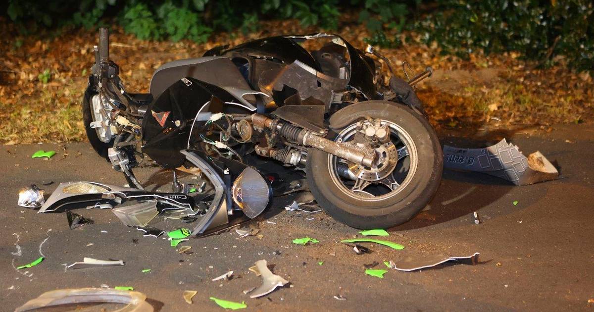 Bestuurder crossmotor gevlucht na aanrijding met scooterrijder in Den Bosch.
