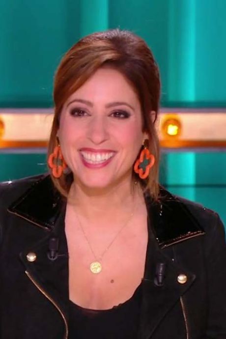 “C’était une souffrance”: Léa Salamé explique pourquoi elle a changé de prénom à l’adolescence