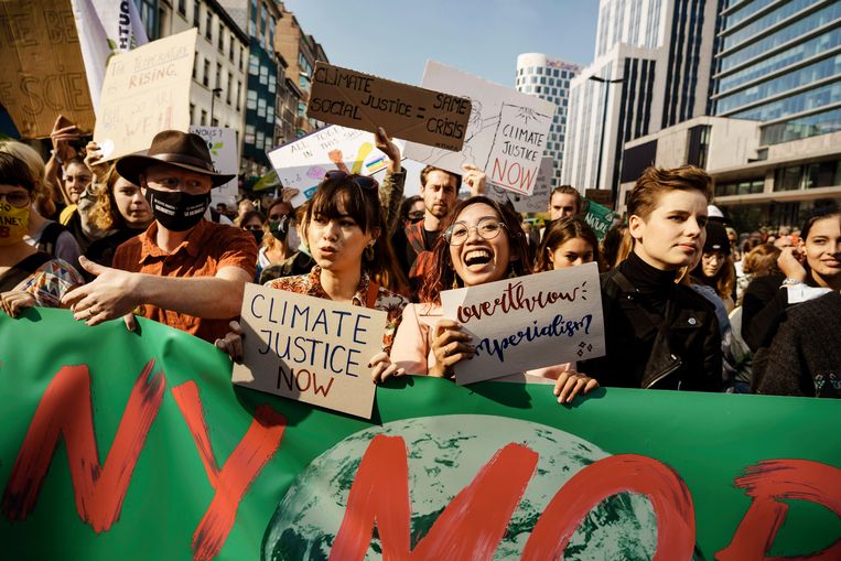 Een klimaatmars in Brussel. ‘Dat het onderwerp energie vooral bij jongeren leeft, is niet helemaal een verrassing. Klimaat en energie zijn gelinkt aan elkaar.’ Beeld Eric de Mildt