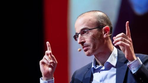 Historicus Yuval Noah Harari wordt door iedereen op handen gedragen. Wat is zijn geheim?