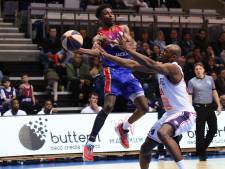 Heroes wint nu ook op Belgische bodem, dikke winst van Bossche basketballers in Luik