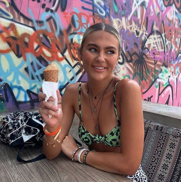 Instagrammodel (21) maakt dodelijke val klif van selfie | Tech | AD.nl