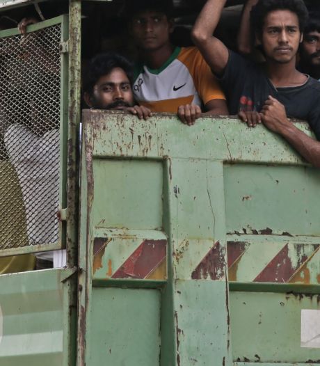 Plus de 700 migrants secourus près des côtes indonésiennes