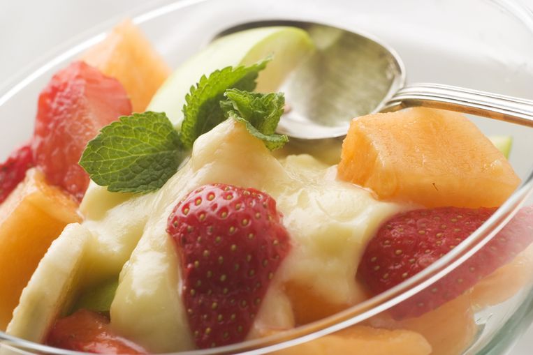 De consument wil enerzijds verse fruitsla, maar anderzijds moet die liefst zo lang mogelijk houdbaar blijven. Beeld THINKSTOCK